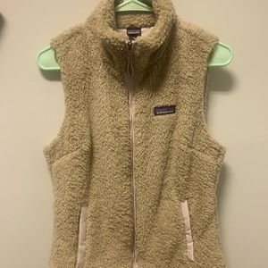 Patagonia Sherpa Vest.  New with tags size medium.